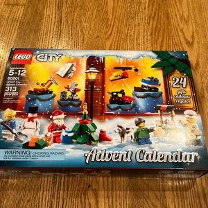 🌲🌲🌲🎅LEGO City Advent Calendar 🌲🌲🌲🌲 NWT